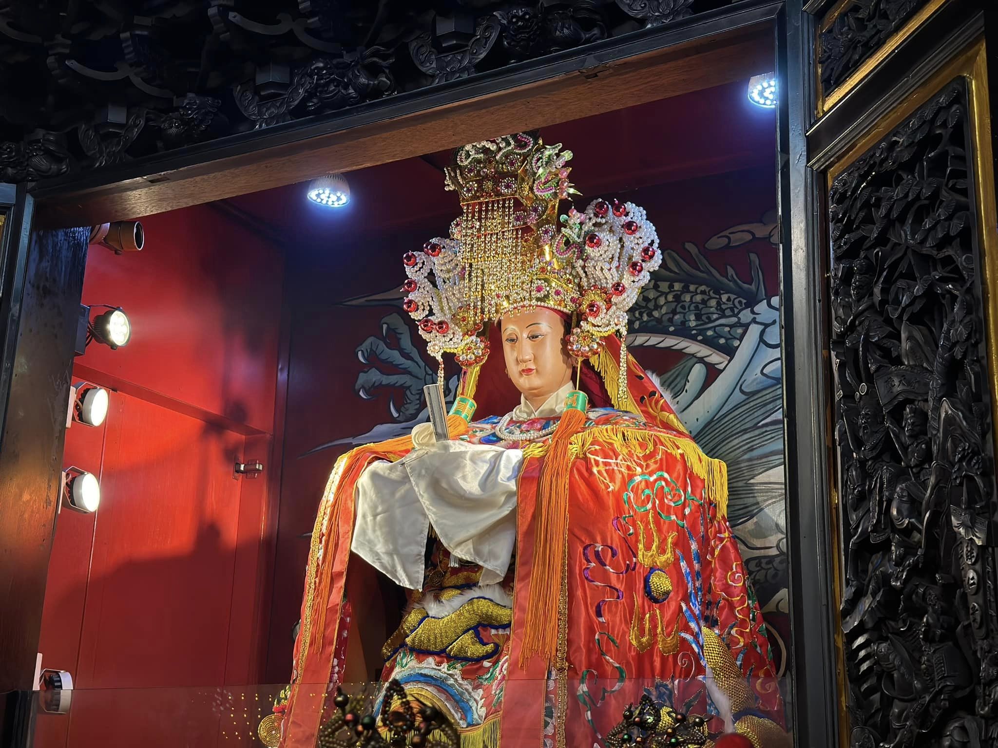 躦轎底