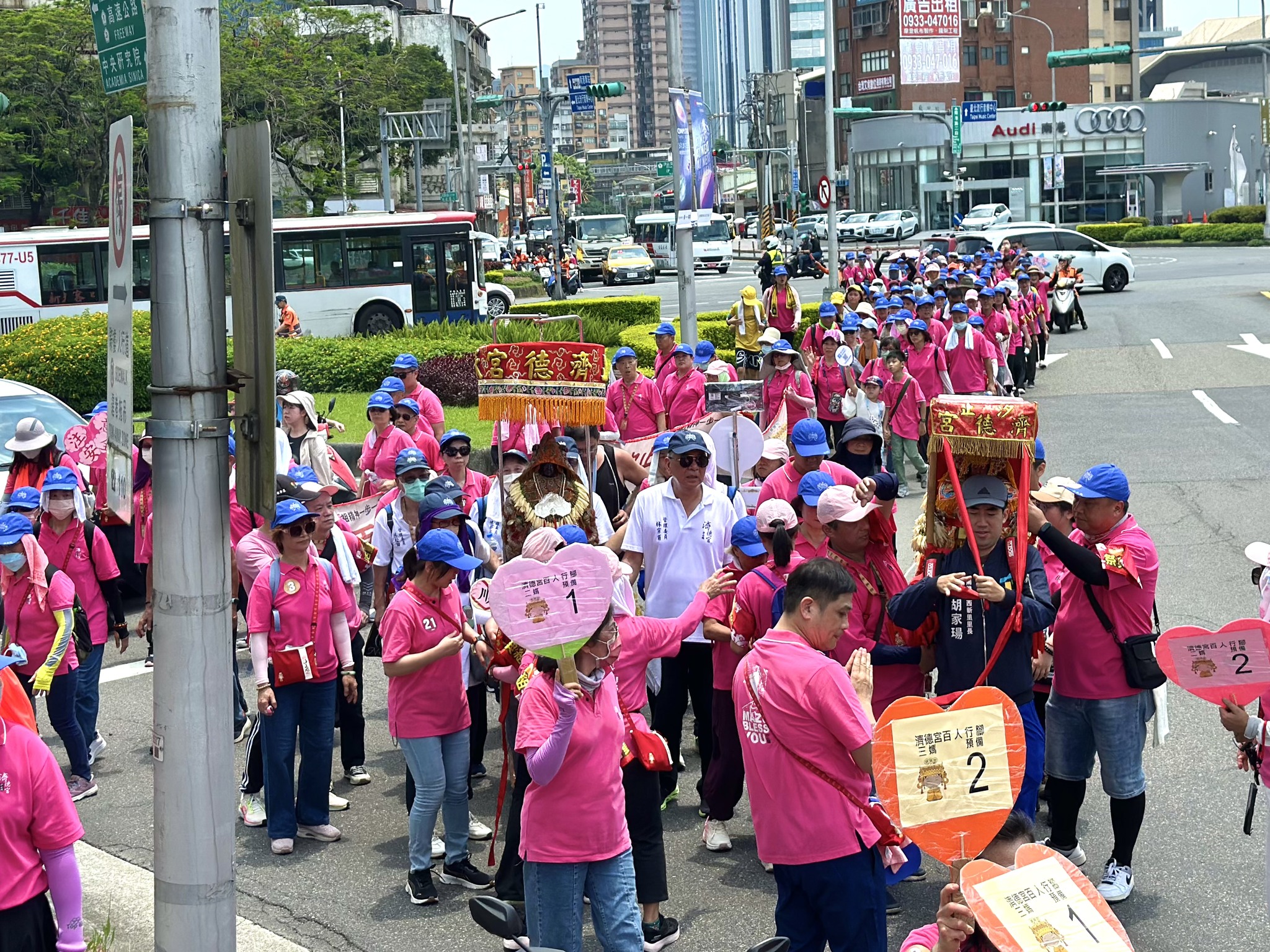 百人行腳松山慈祐宮圓滿成功